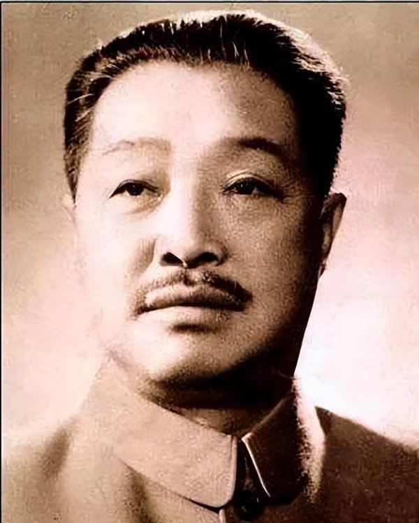 盛多网 贺龙入川，为何点名要带徐向前的第18兵团？流行的解释太庸俗！